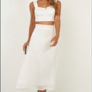 Showpo. 2 piece Crop Co-ord (Plus Size)